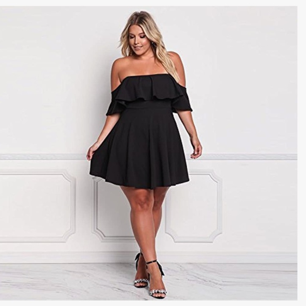 Black Dress, Off the Shoulders, Flattering, Plus Size, XL, New from Amazon